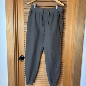 Women’s 7 Diamond Olive Jogger Pants